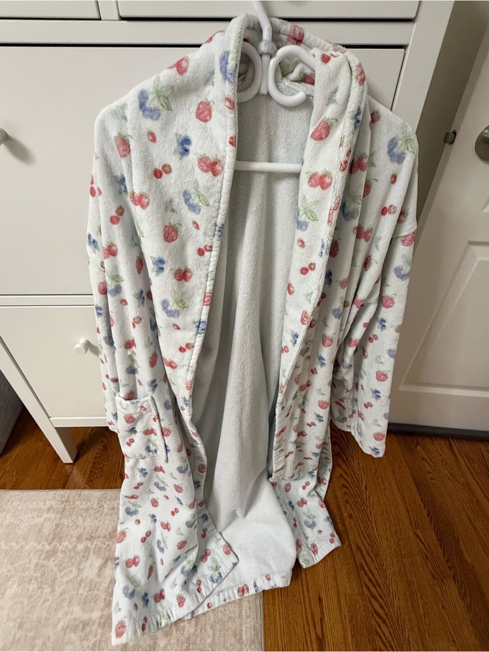 Djerf Avenue Summer Berries Robe